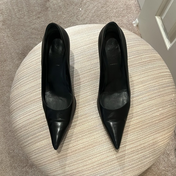 Prada Pointy Toe Shoes - Picture 2 of 10
